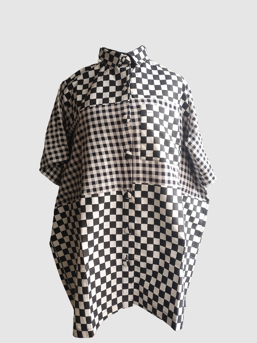 Short-Sleeve Shirt in Black Check (UK 16)