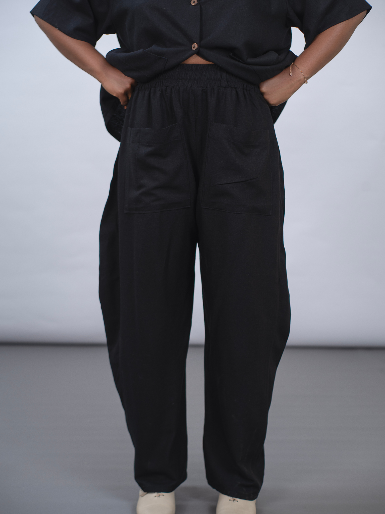Chore Pants in Black Linen
